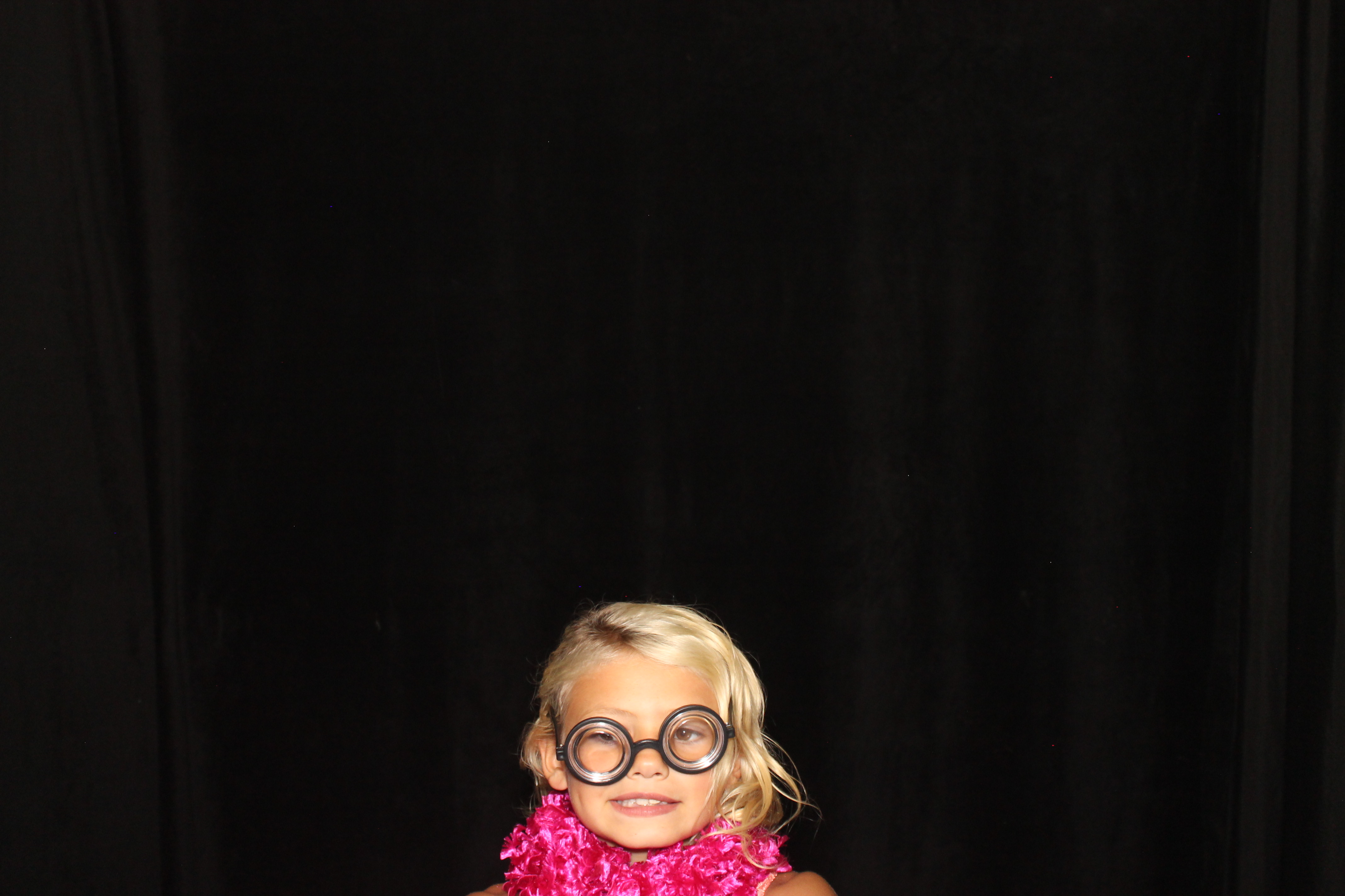 Christine Cosby Wedding Reception | View more photos from the event at gallery.photoboothcincy.com/u/PhotoBoothCincy/Christine-Cosby-Wedding-Reception